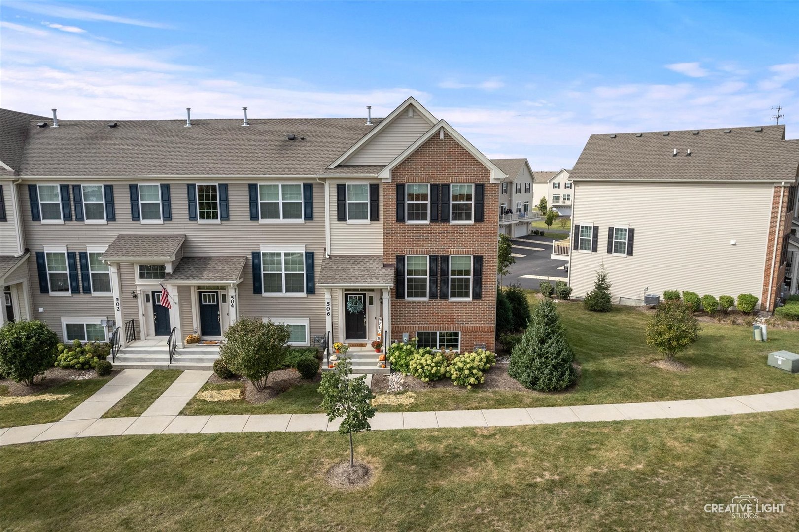 506 Creek Drive, Oswego, IL 60543