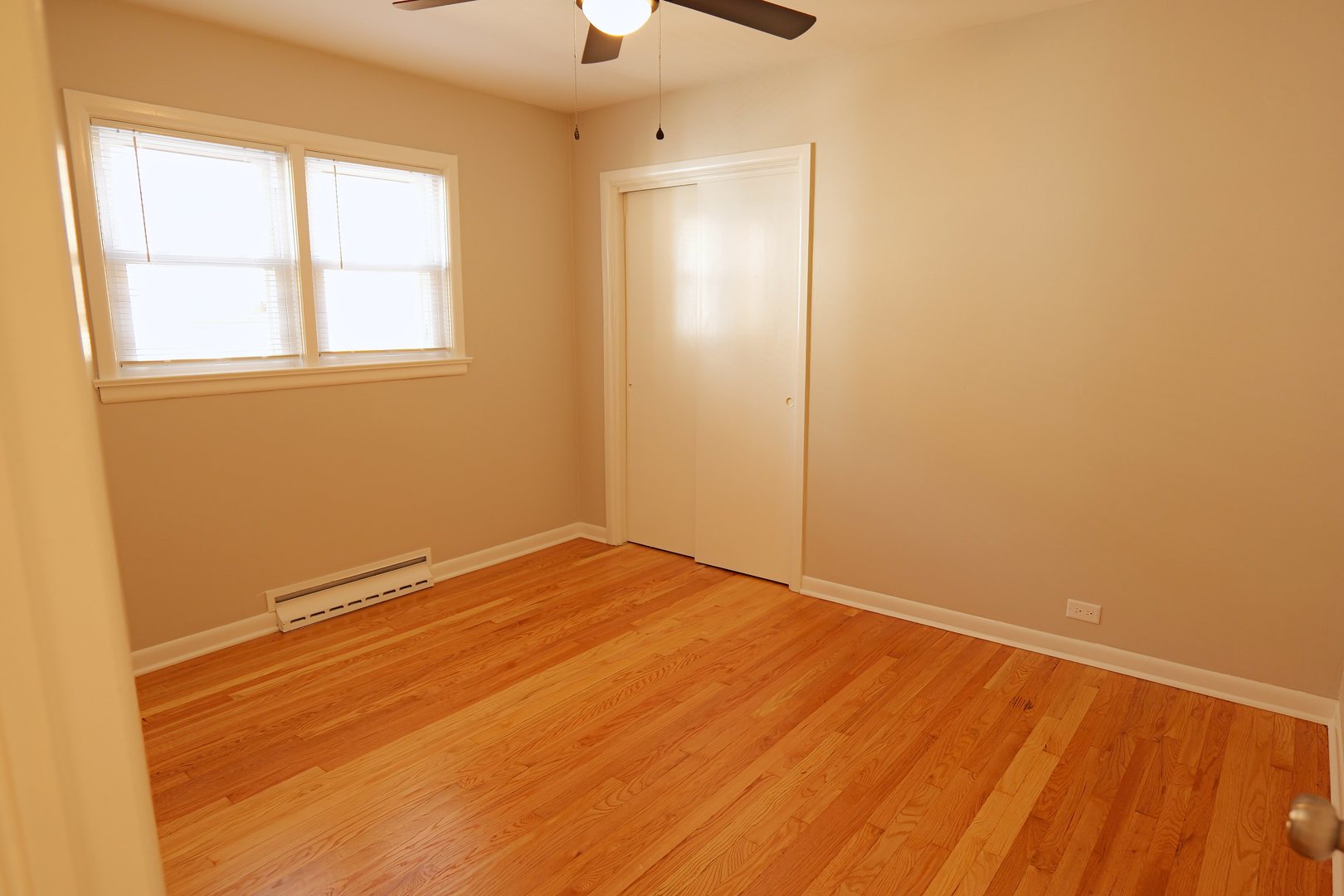 5047 S Leclaire Avenue, Chicago, IL 60638