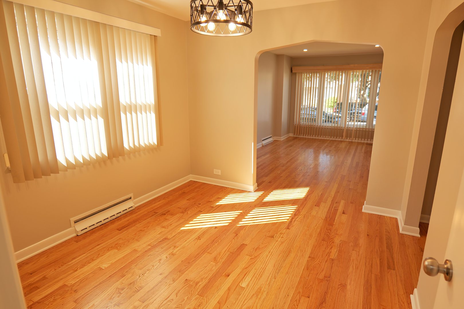 5047 S Leclaire Avenue, Chicago, IL 60638