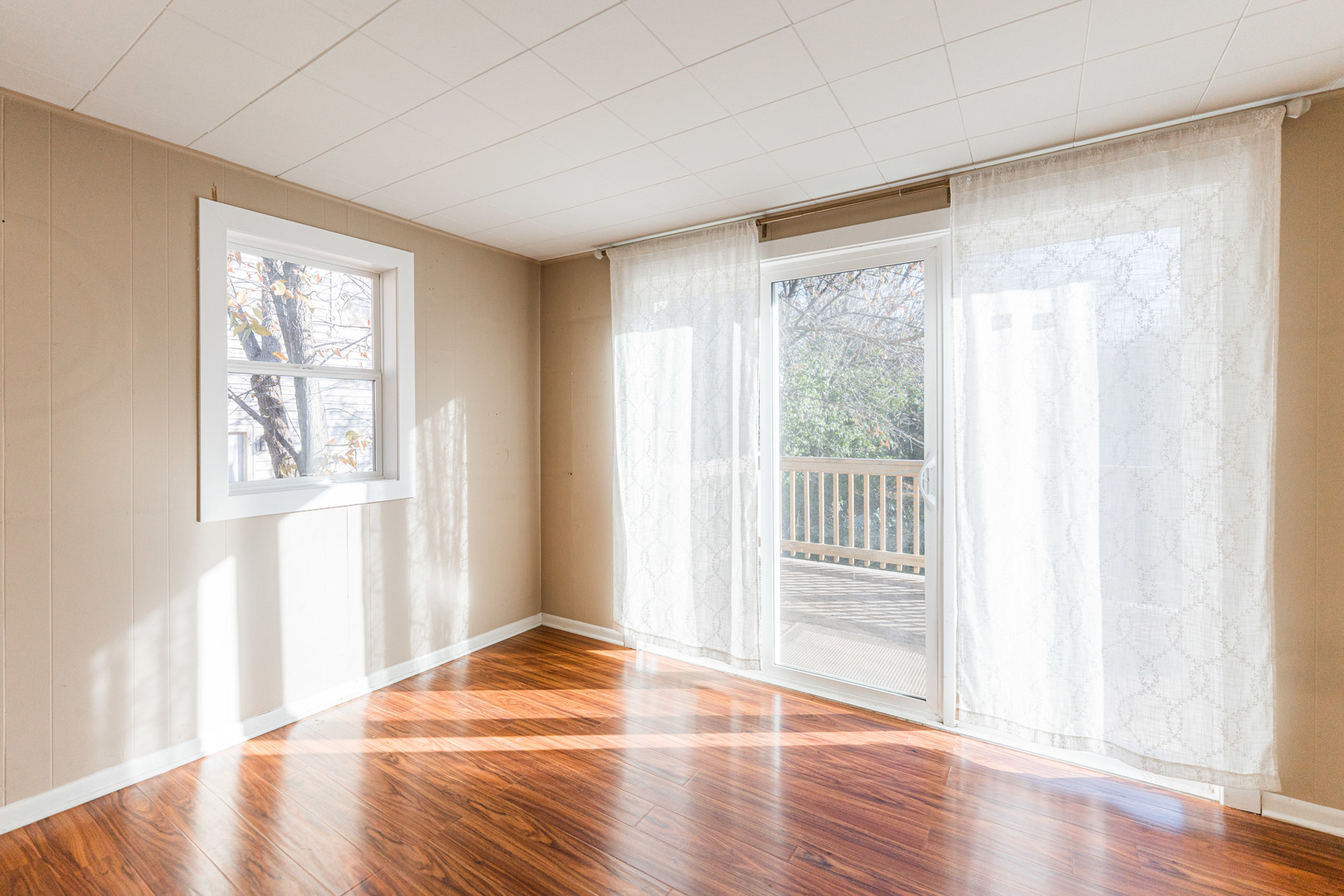 4411 Fairview Avenue, Downers Grove, IL 60515