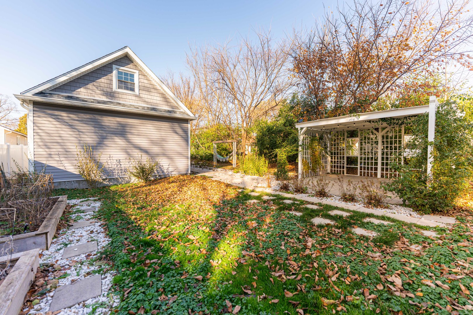4411 Fairview Avenue, Downers Grove, IL 60515