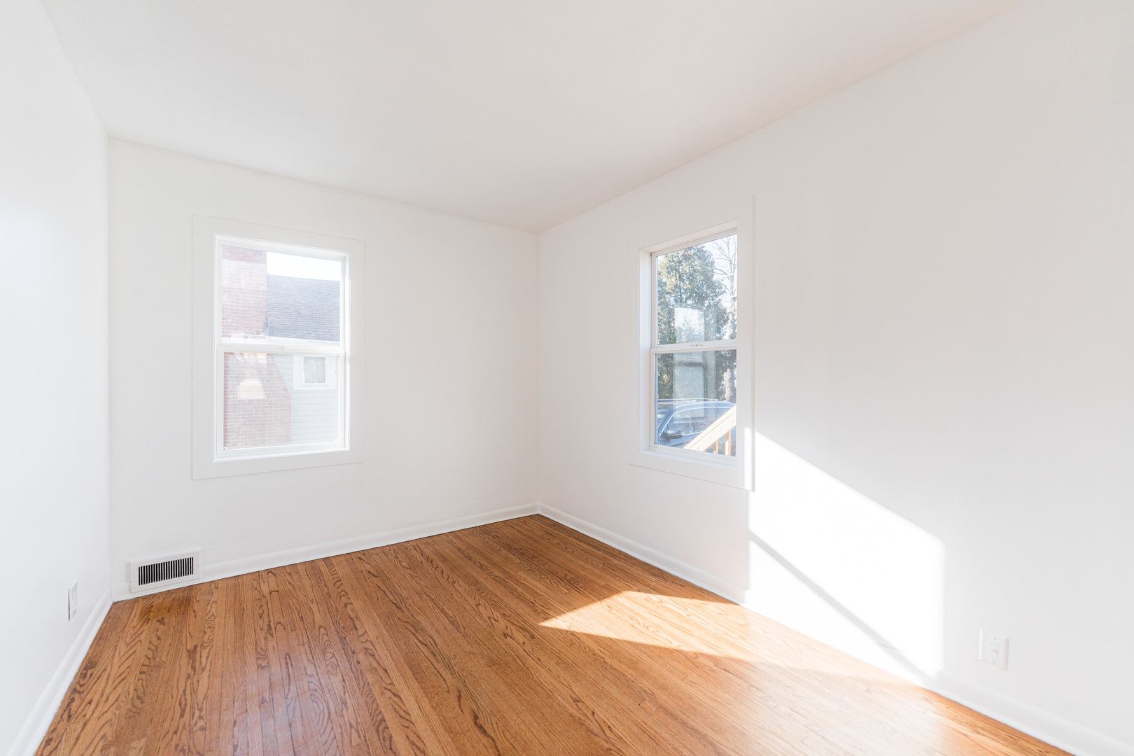 4411 Fairview Avenue, Downers Grove, IL 60515