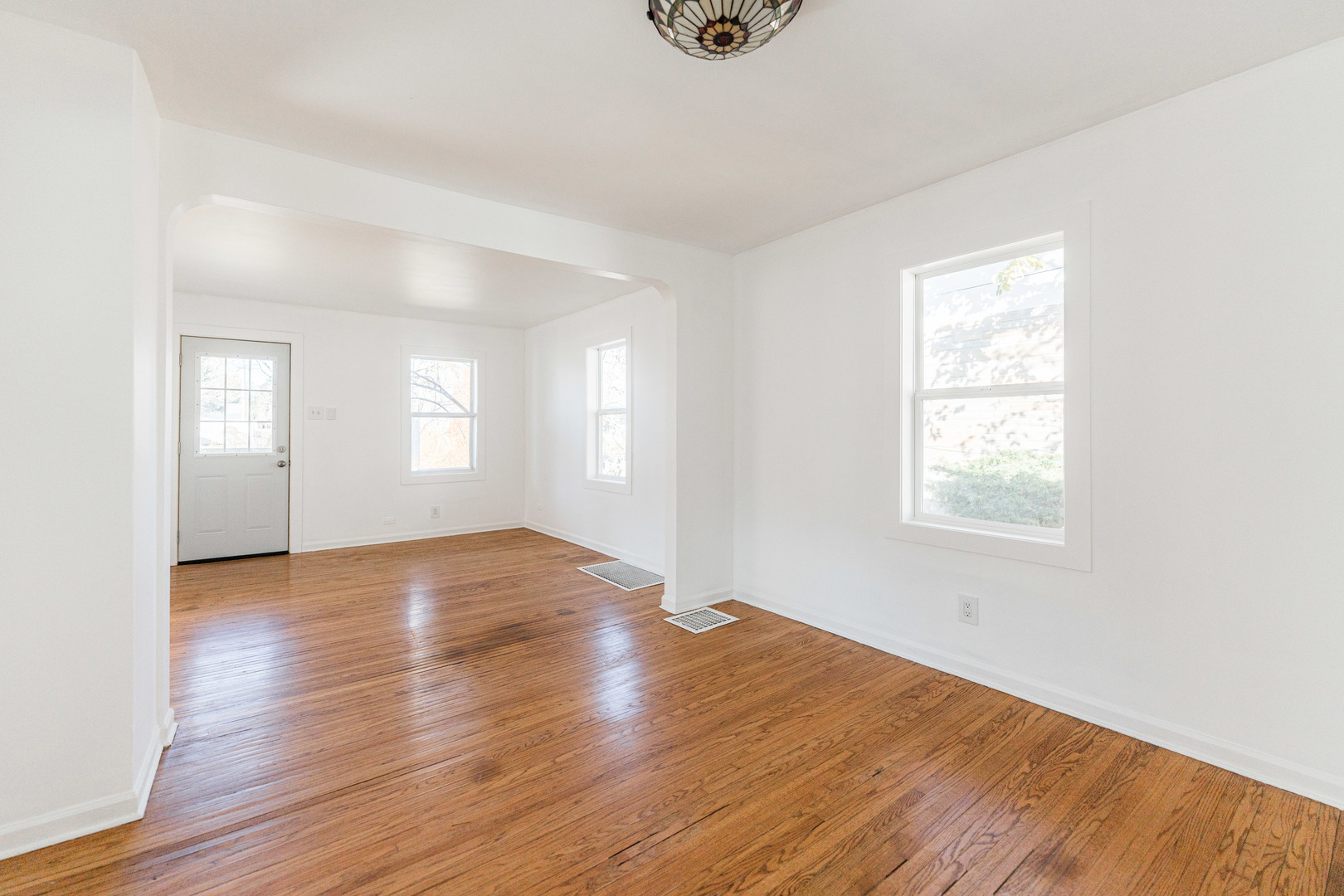 4411 Fairview Avenue, Downers Grove, IL 60515