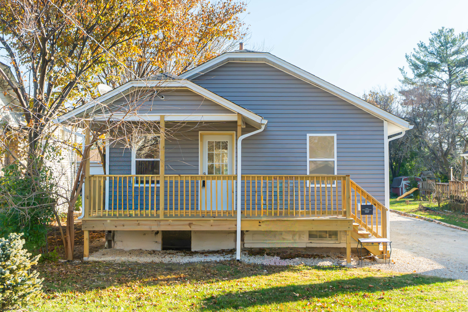 4411 Fairview Avenue, Downers Grove, IL 60515