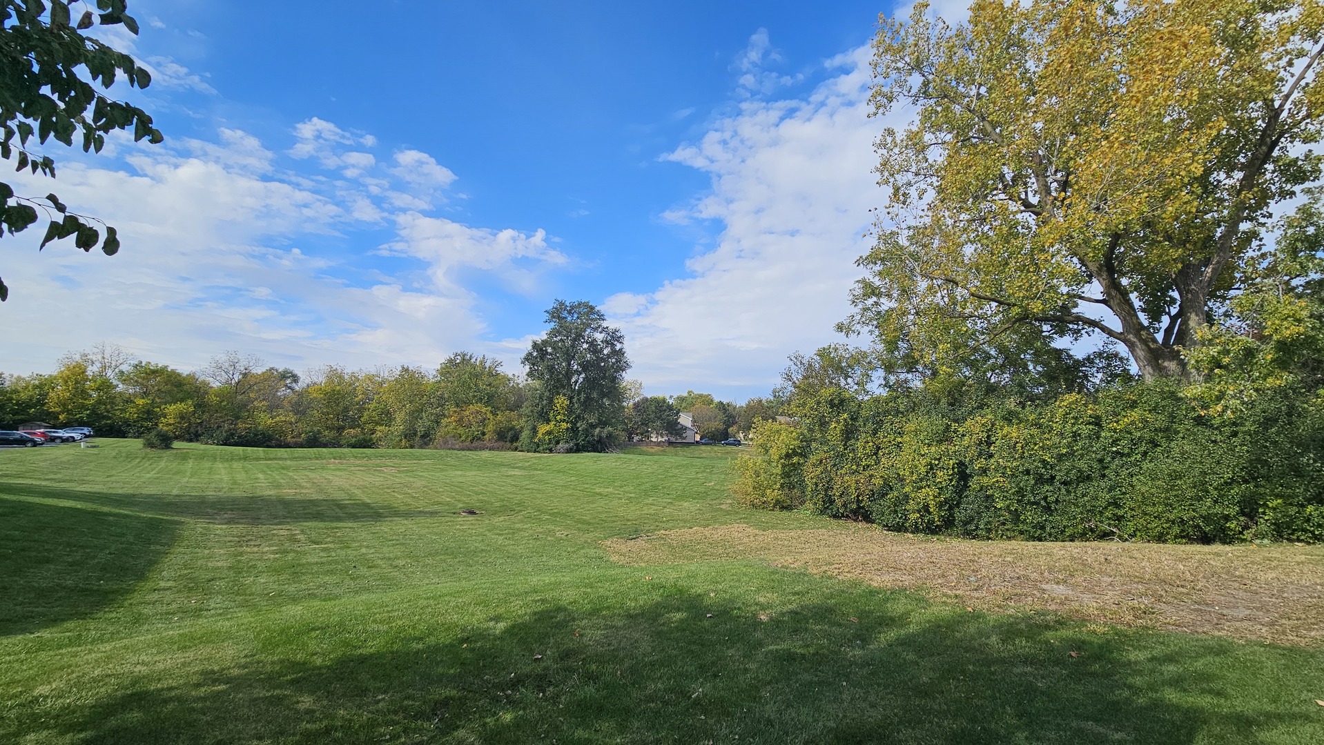 8234 PORTSMOUTH Drive #A, Darien, IL 60561