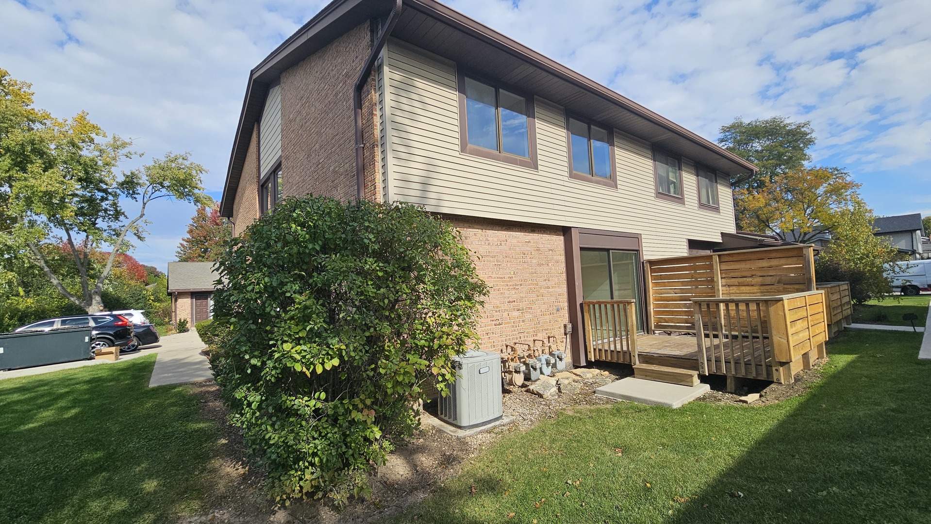 8234 PORTSMOUTH Drive #A, Darien, IL 60561