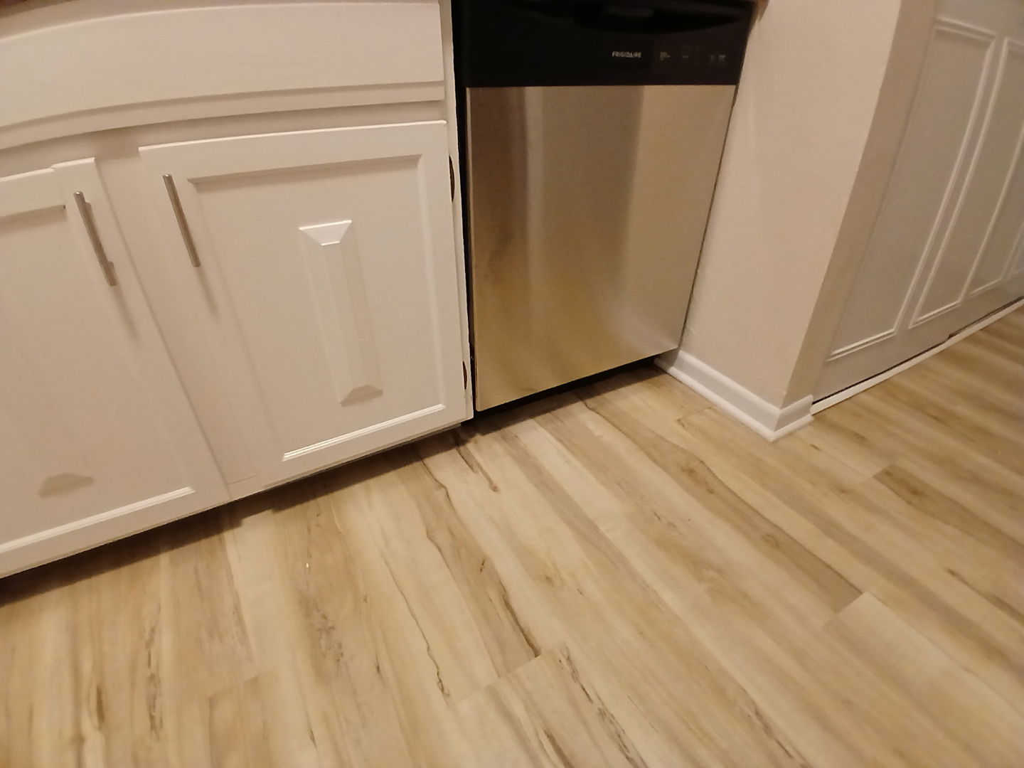 8234 PORTSMOUTH Drive #A, Darien, IL 60561