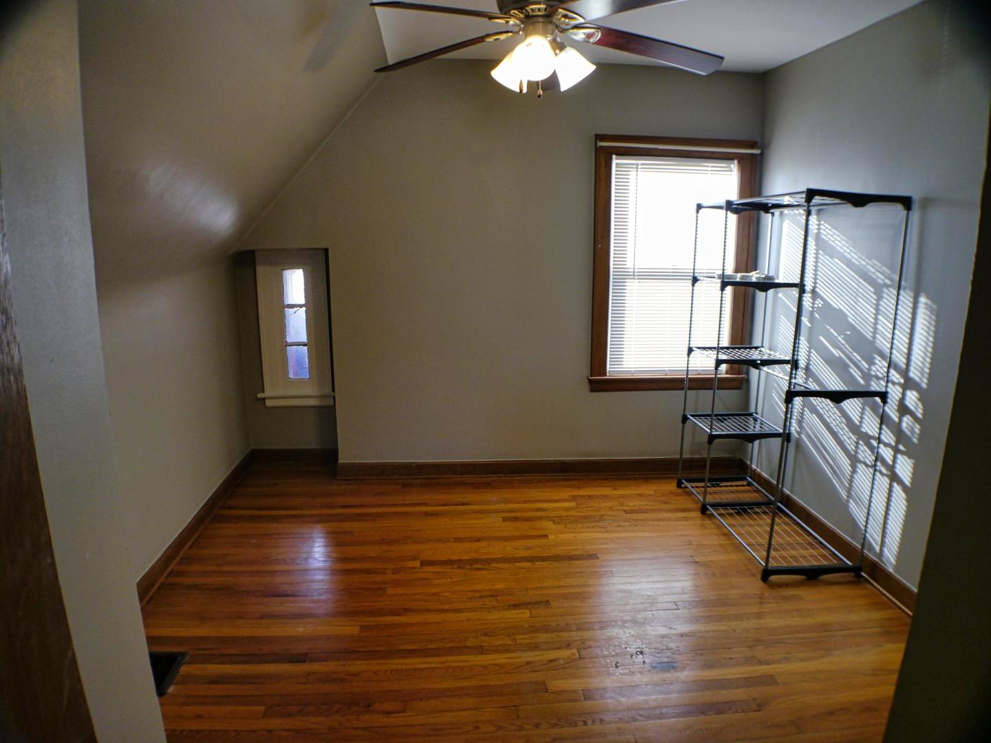 9837 Minnick Avenue, Oak Lawn, IL 60453