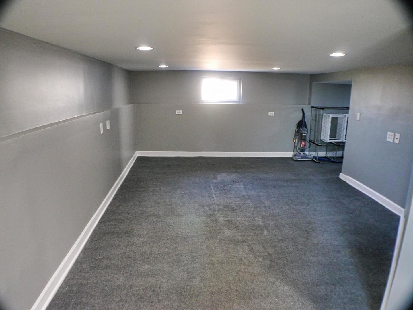 9837 Minnick Avenue, Oak Lawn, IL 60453