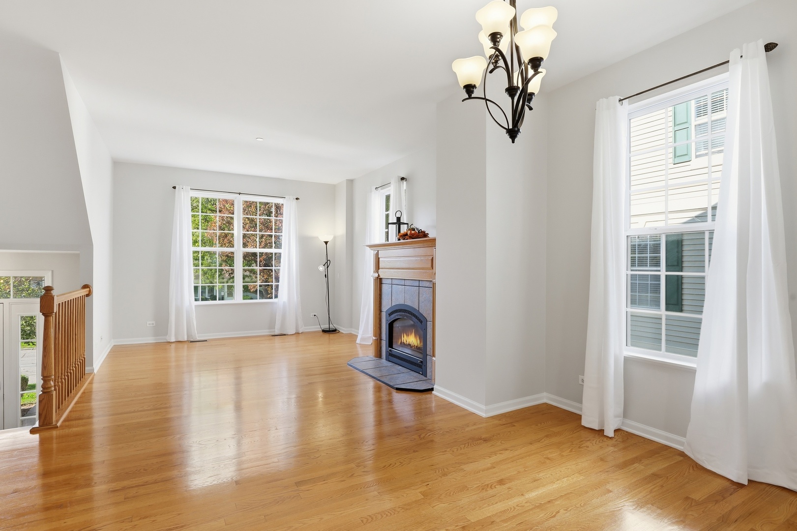 201 N Louis Street #E, Mount Prospect, IL 60056