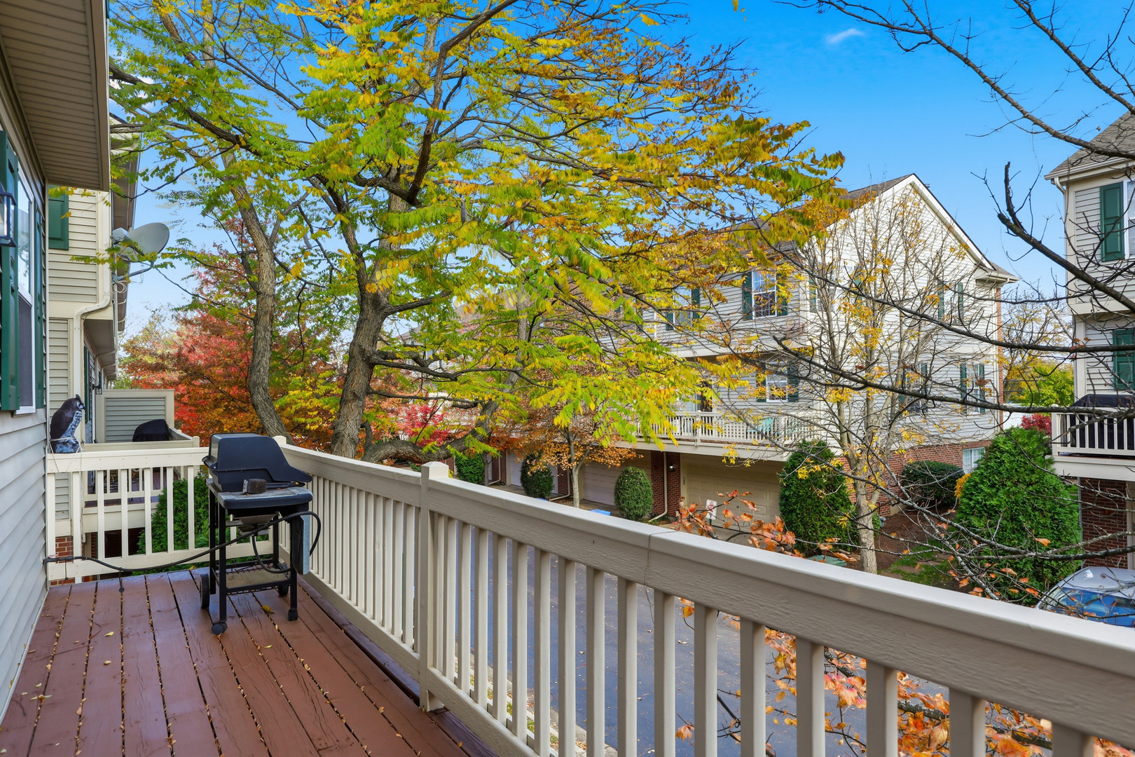 201 N Louis Street #E, Mount Prospect, IL 60056