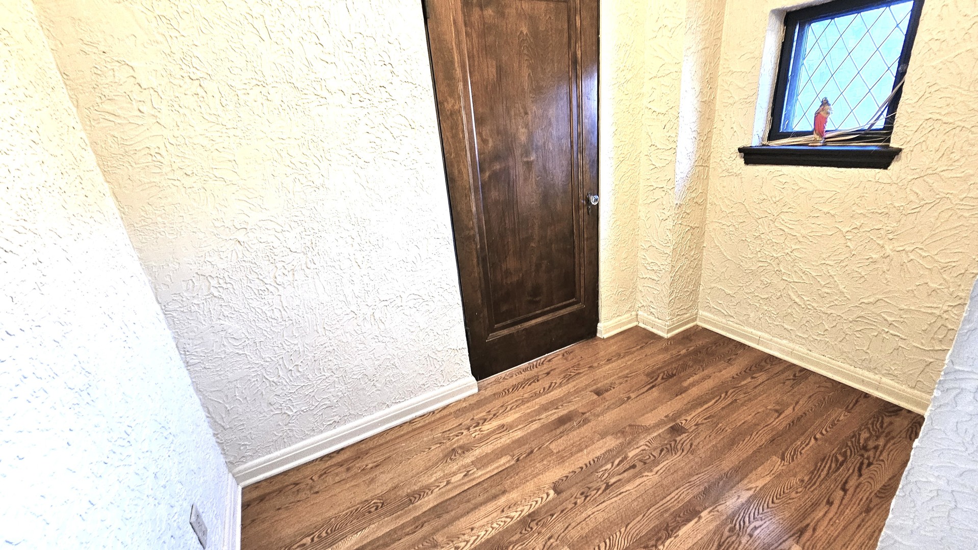 410 N Raynor Avenue #1W, Joliet, IL 60435