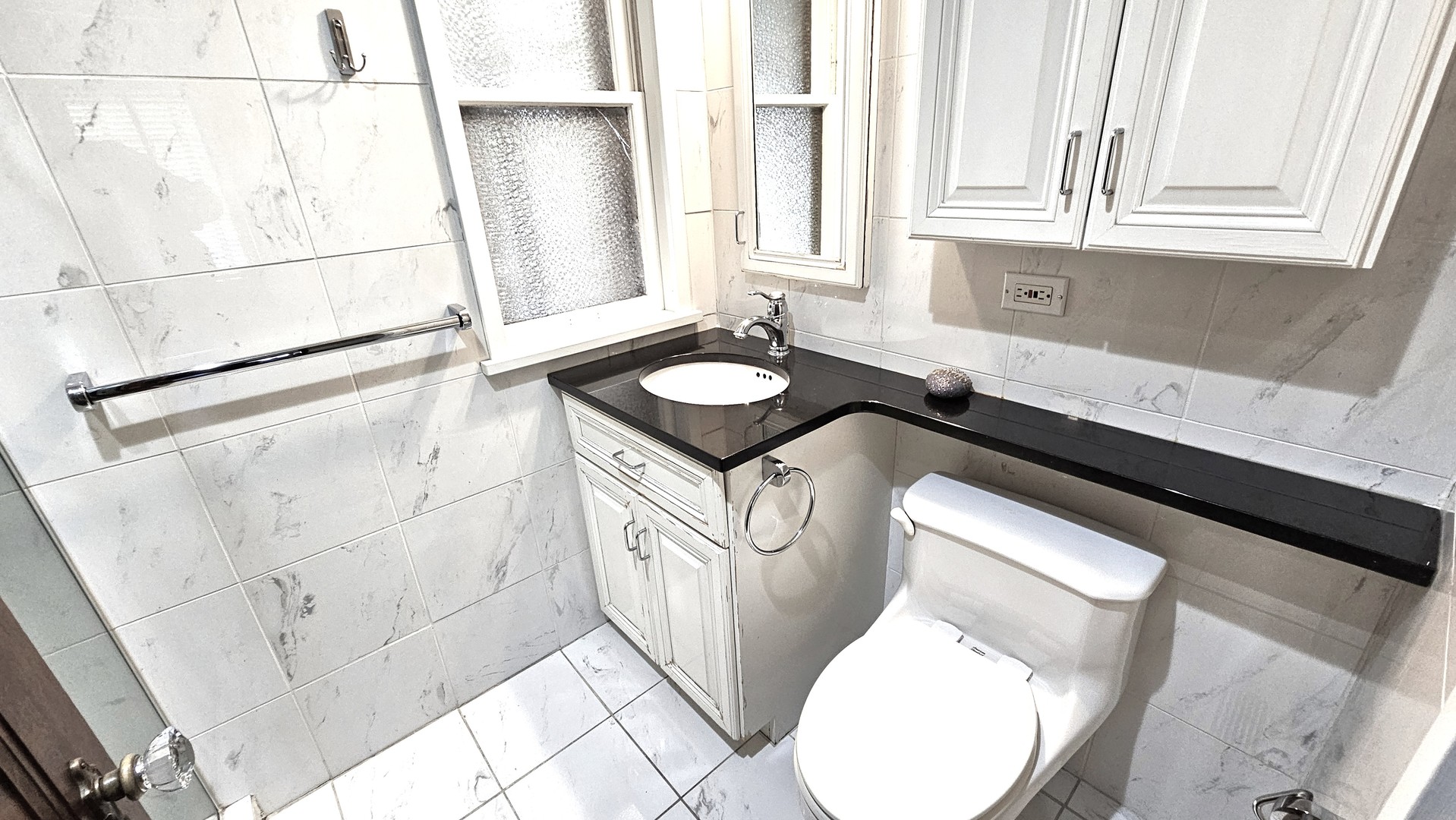 410 N Raynor Avenue #1W, Joliet, IL 60435