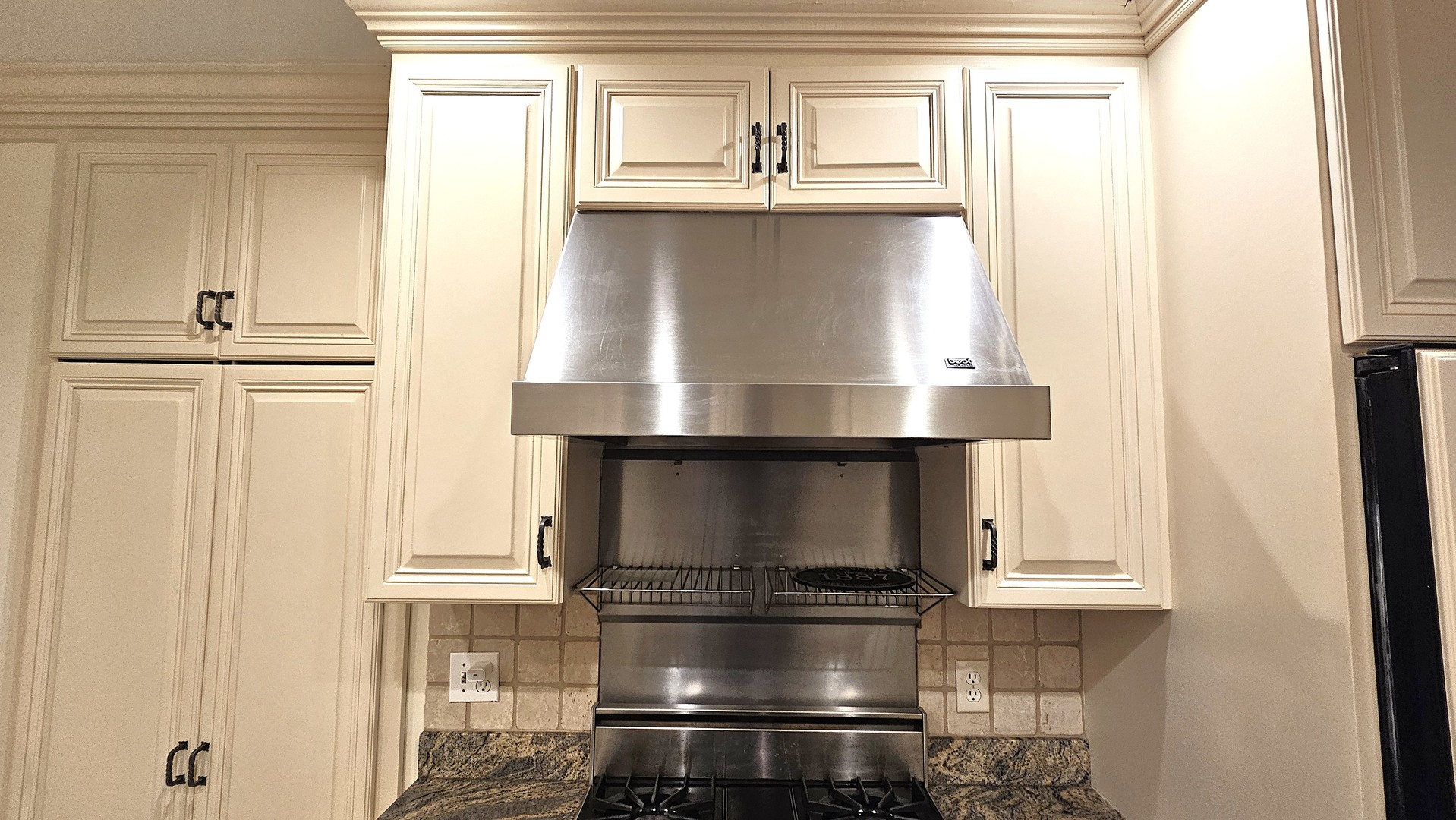 410 N Raynor Avenue #1W, Joliet, IL 60435