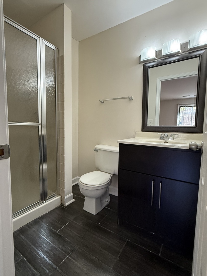 924 Surrey Drive #1A, Schaumburg, IL 60193