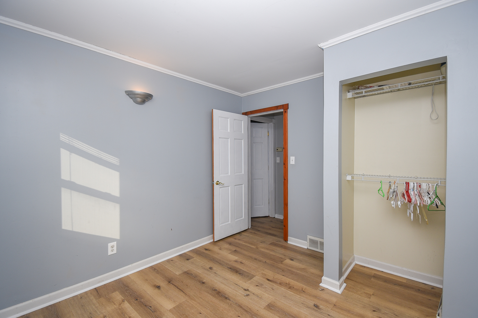 1107 Hilltop Boulevard, McHenry, IL 60050