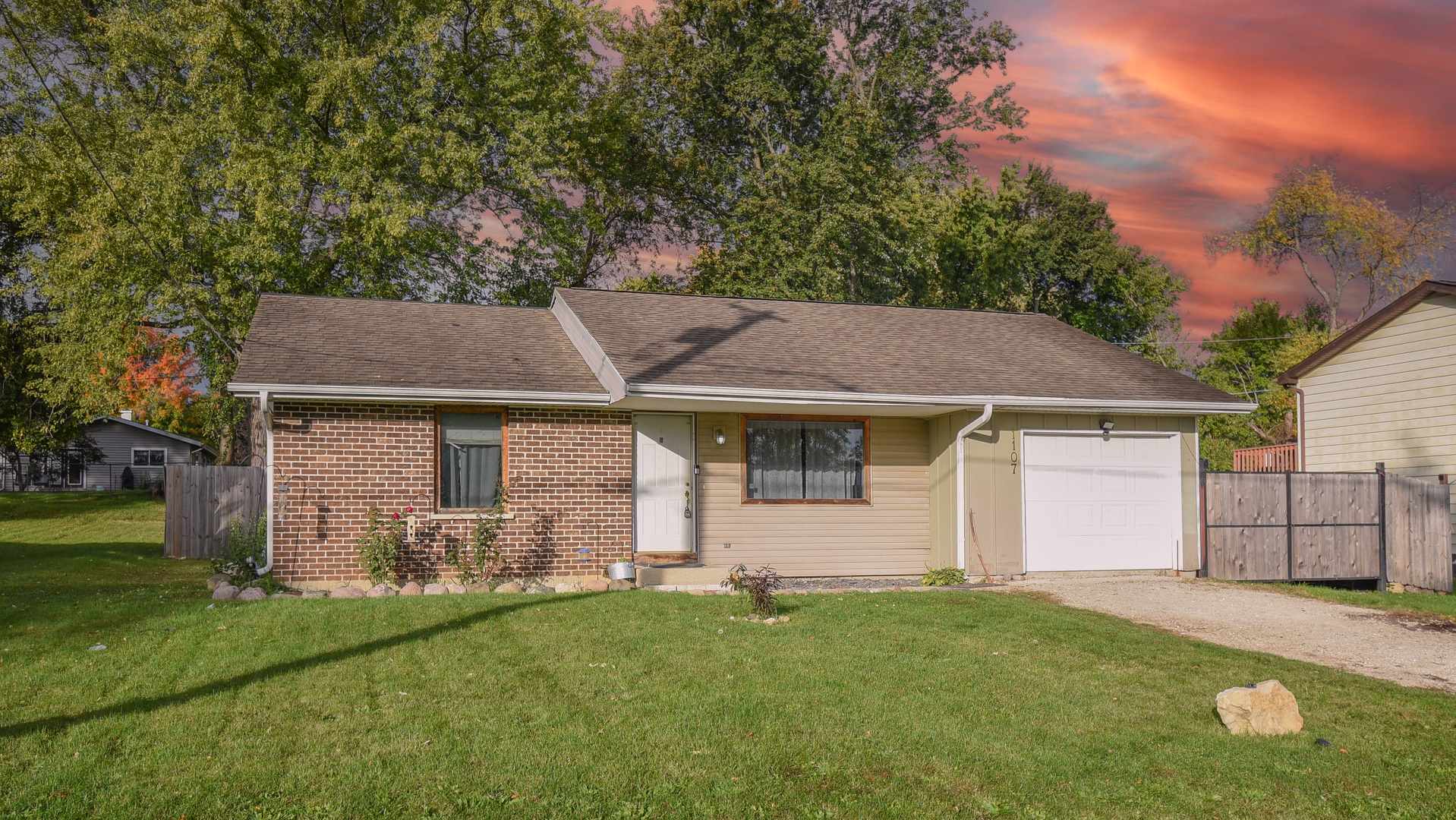 1107 Hilltop Boulevard, McHenry, IL 60050