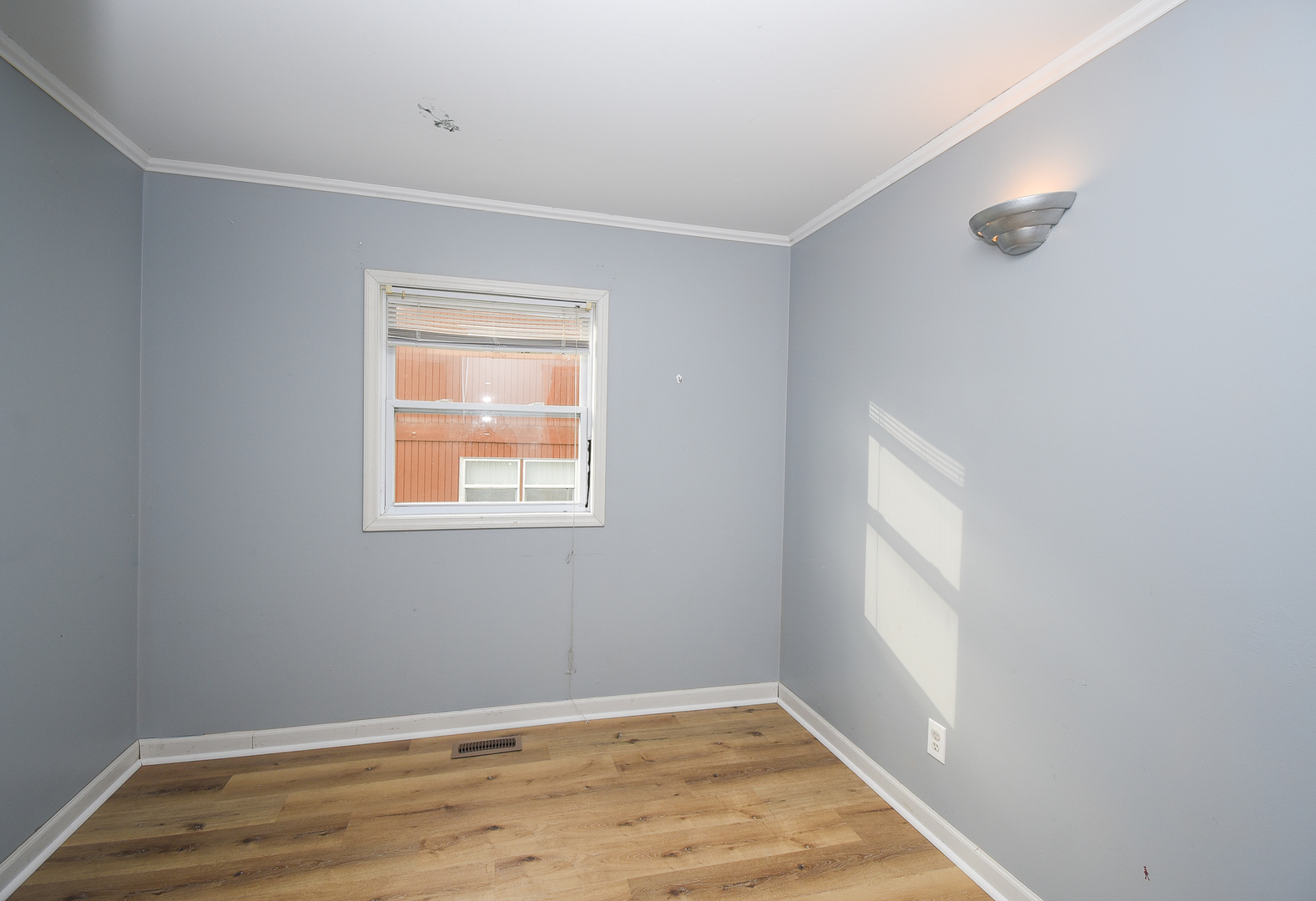 1107 Hilltop Boulevard, McHenry, IL 60050