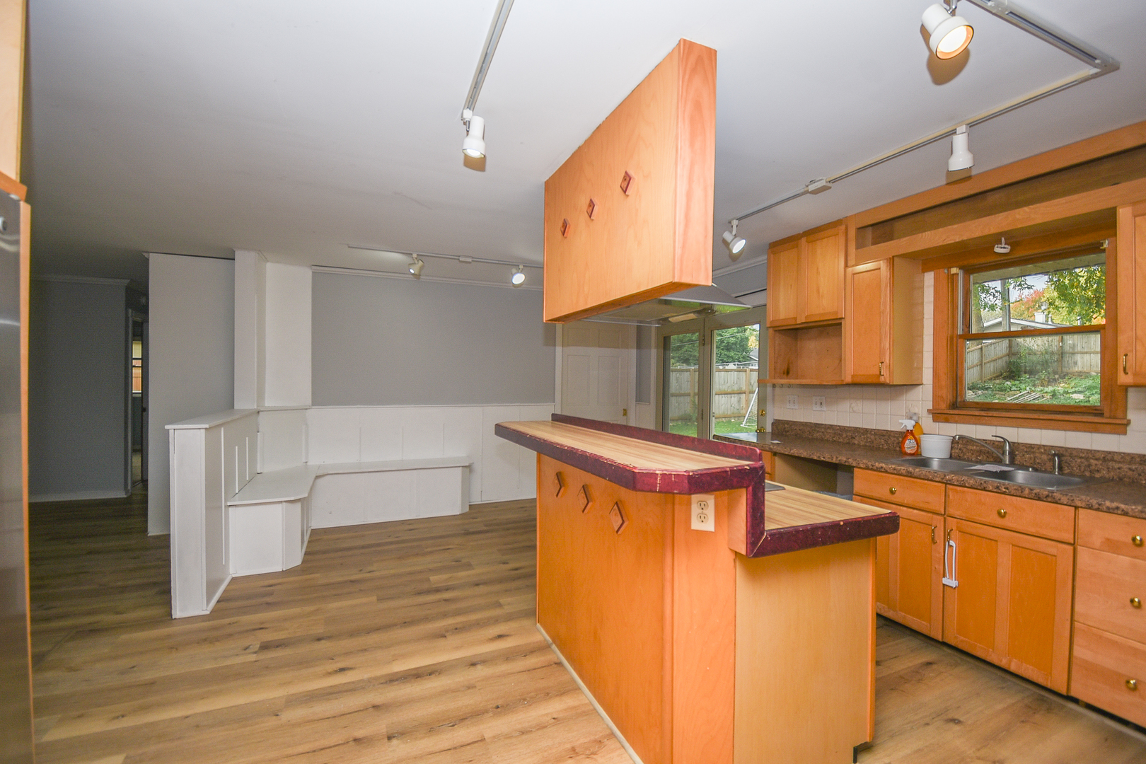 1107 Hilltop Boulevard, McHenry, IL 60050