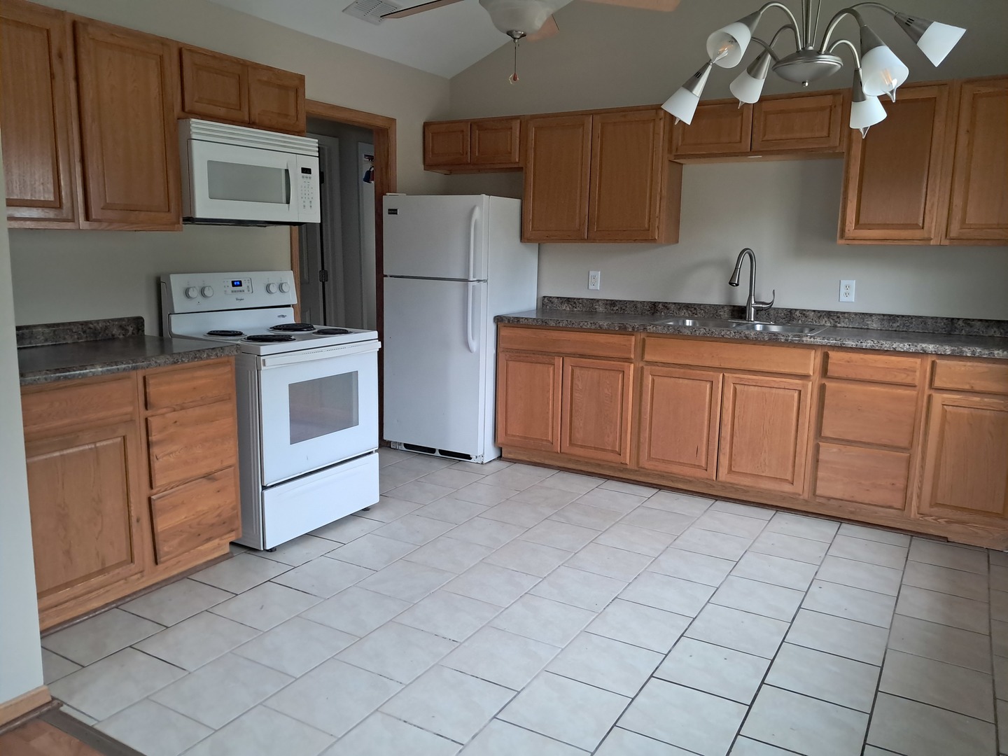 303 N Division Street, Braidwood, IL 60408