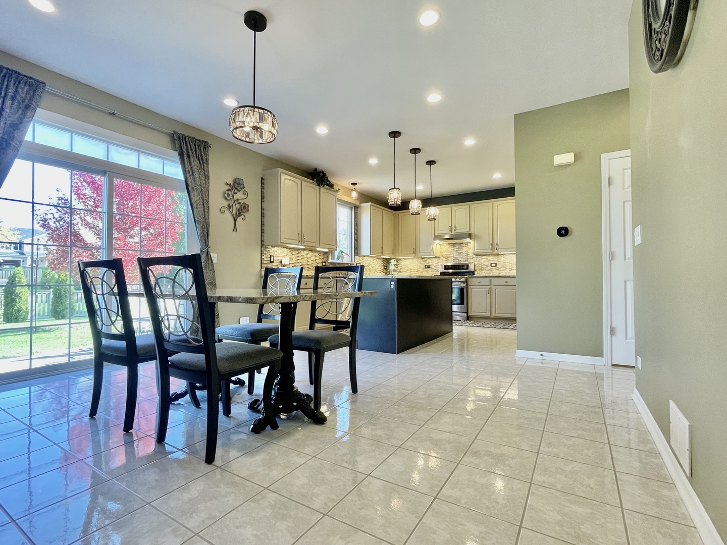 1055 Christine Lane, Antioch, IL 60002