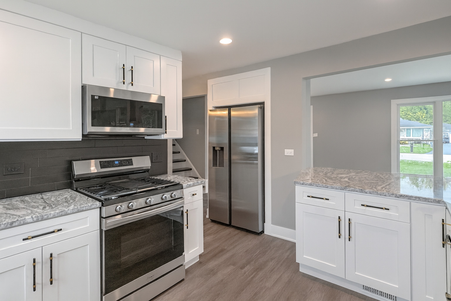 7822 W 99th Place, Palos Hills, IL 60465