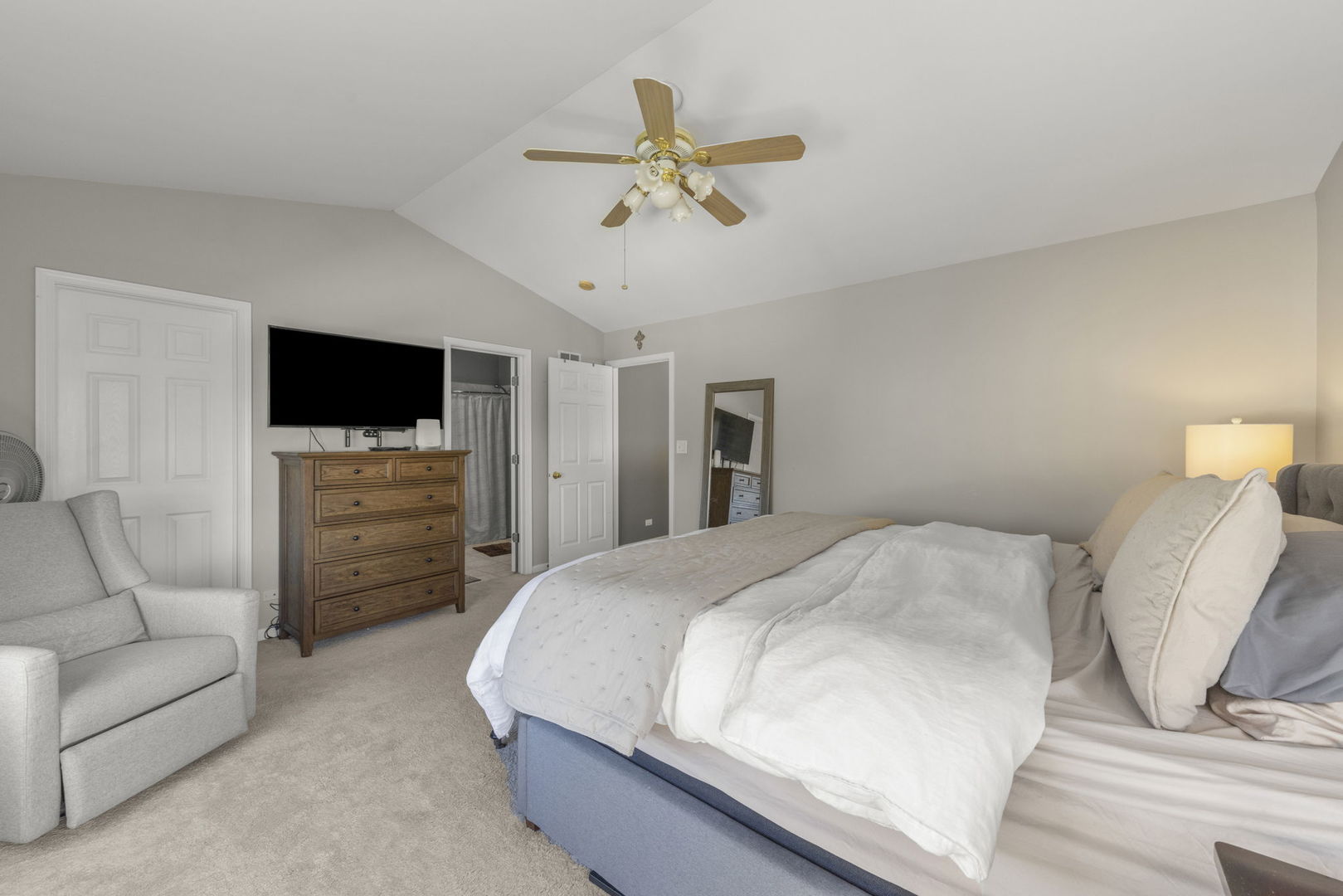 2020 Juniper Court, Glendale Heights, IL 60139