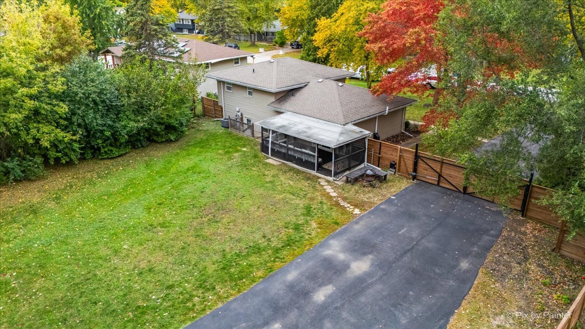 2512 Lockner Boulevard, Joliet, IL 60431