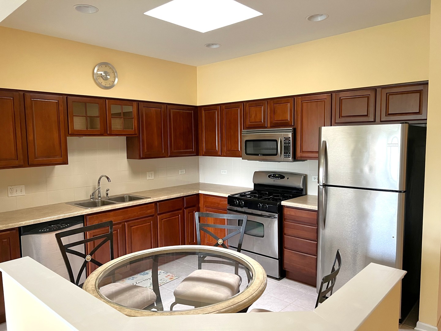 3451 N Carriageway Drive #503, Arlington Heights, IL 60004