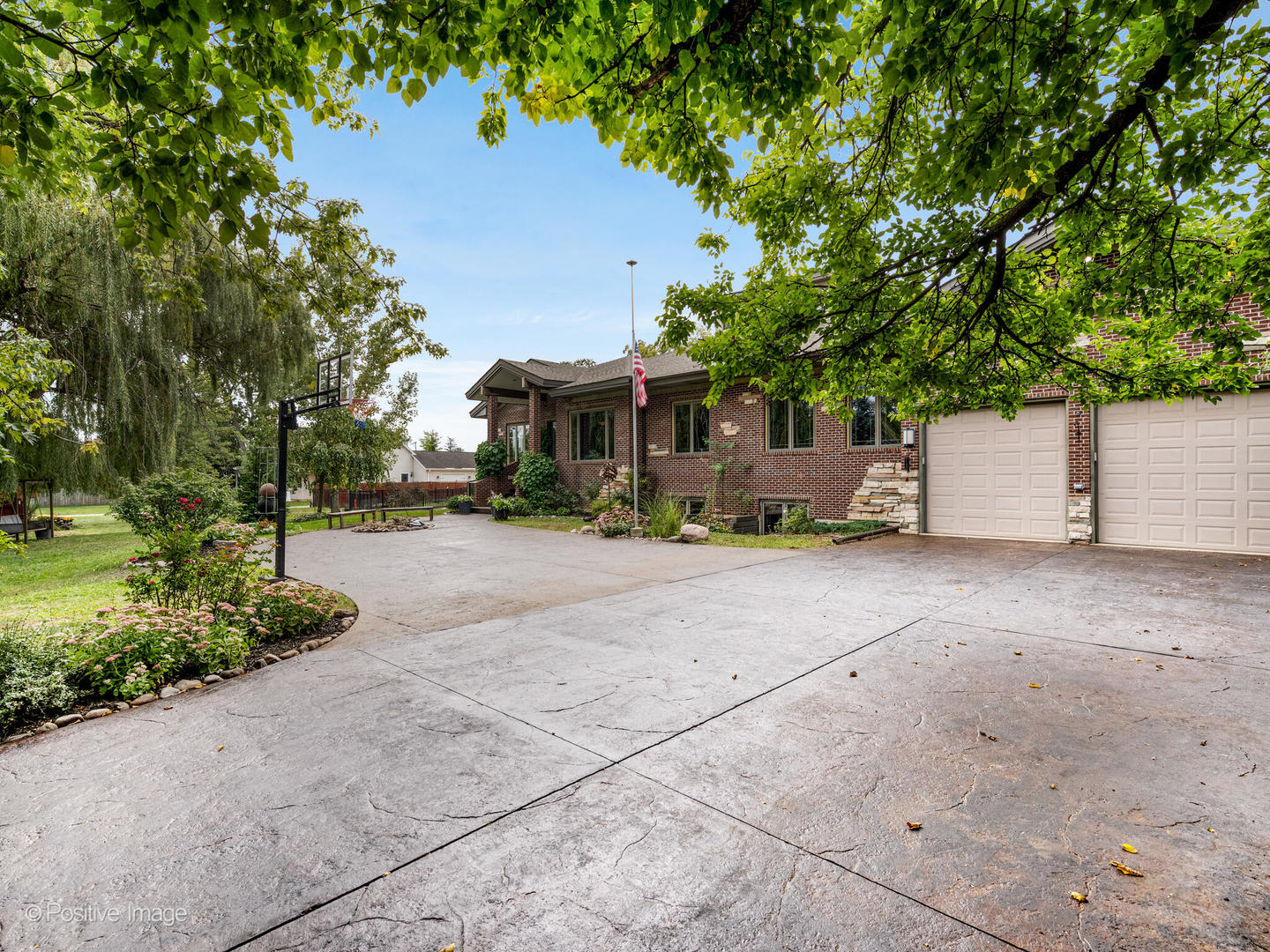4218 Florence Avenue, Downers Grove, IL 60515