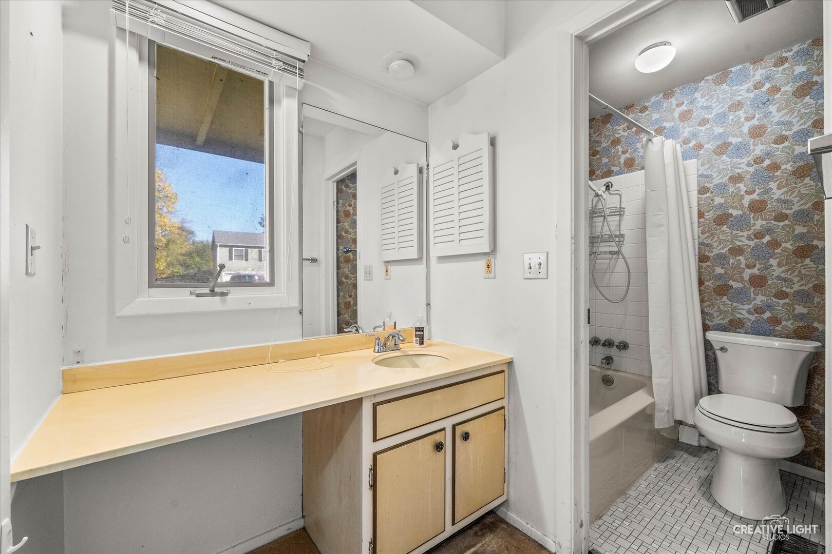 21 Fernwood Road, Montgomery, IL 60538