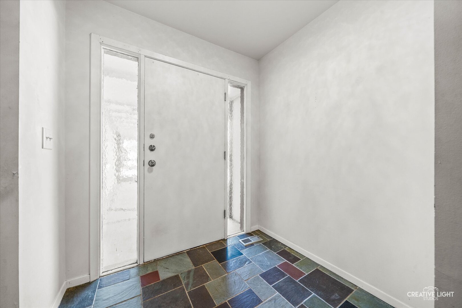 21 Fernwood Road, Montgomery, IL 60538