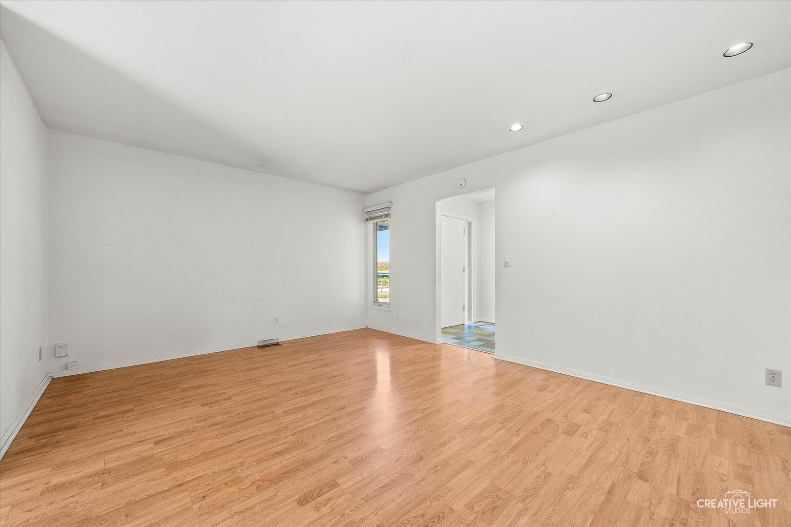 21 Fernwood Road, Montgomery, IL 60538