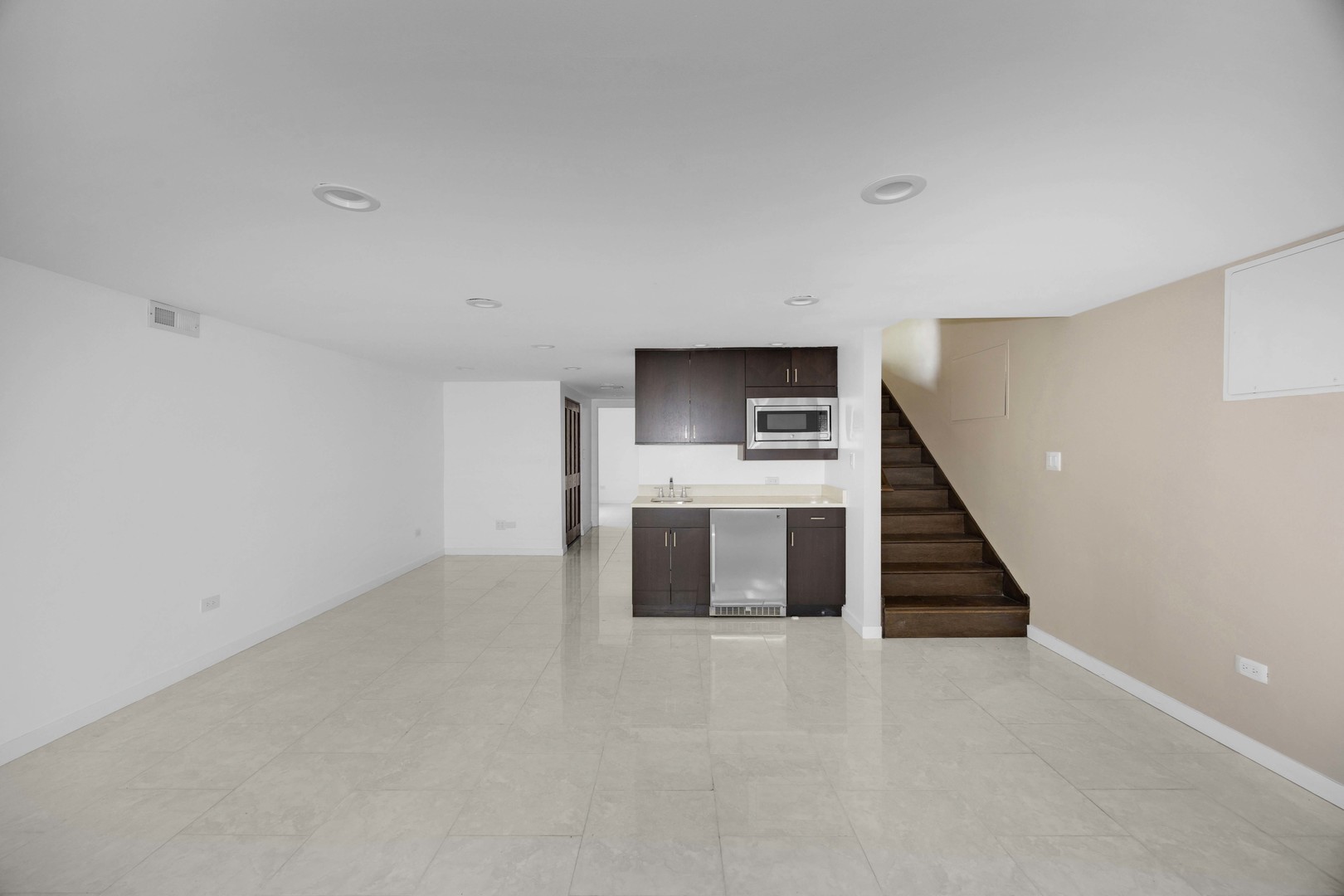 9059 Oneill Drive, Burr Ridge, IL 60527