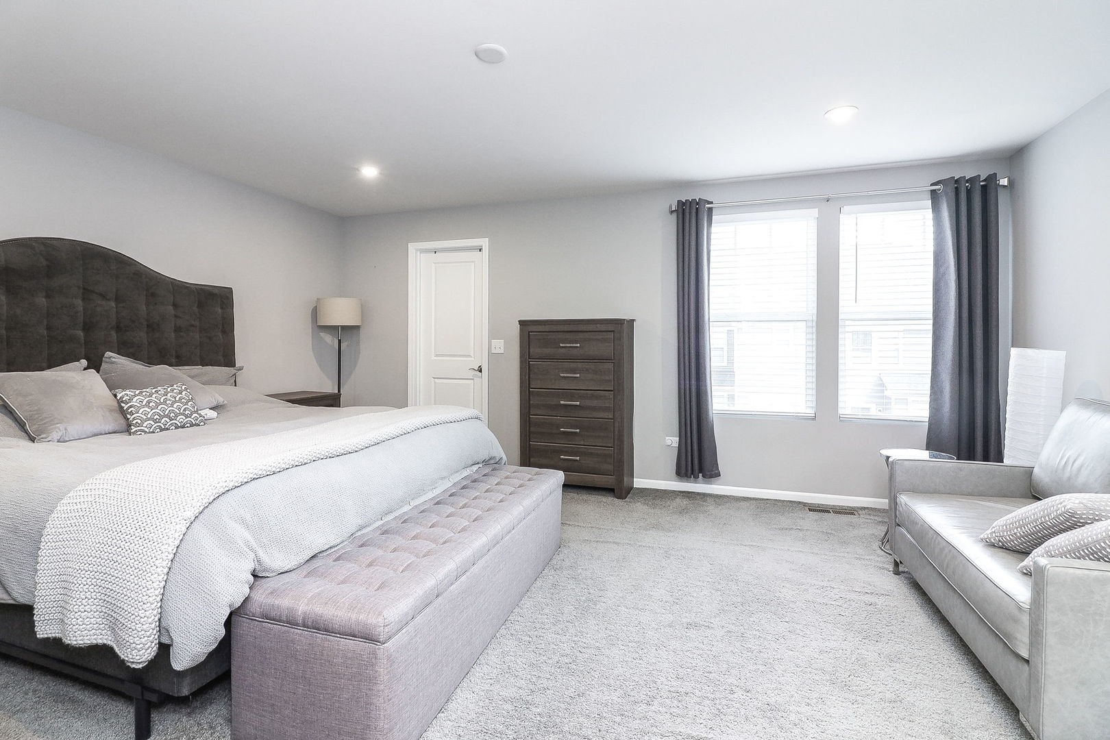 169 Waverly Court #169, Bloomingdale, IL 60108