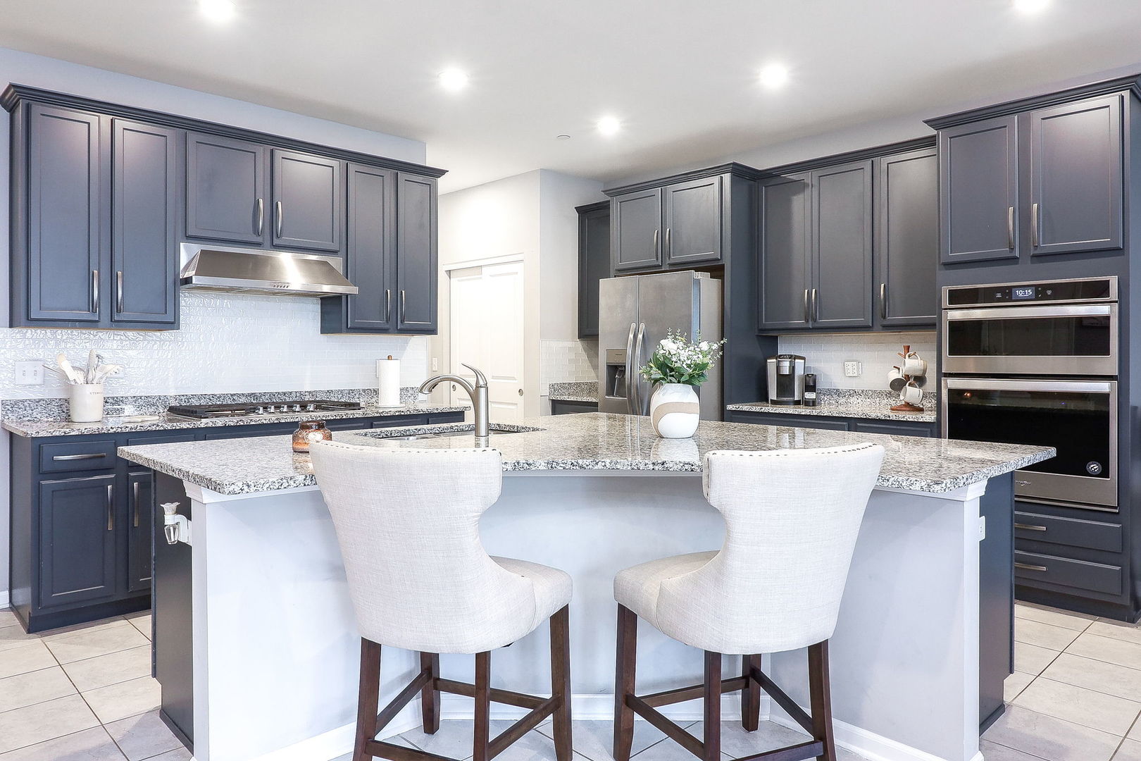 169 Waverly Court #169, Bloomingdale, IL 60108