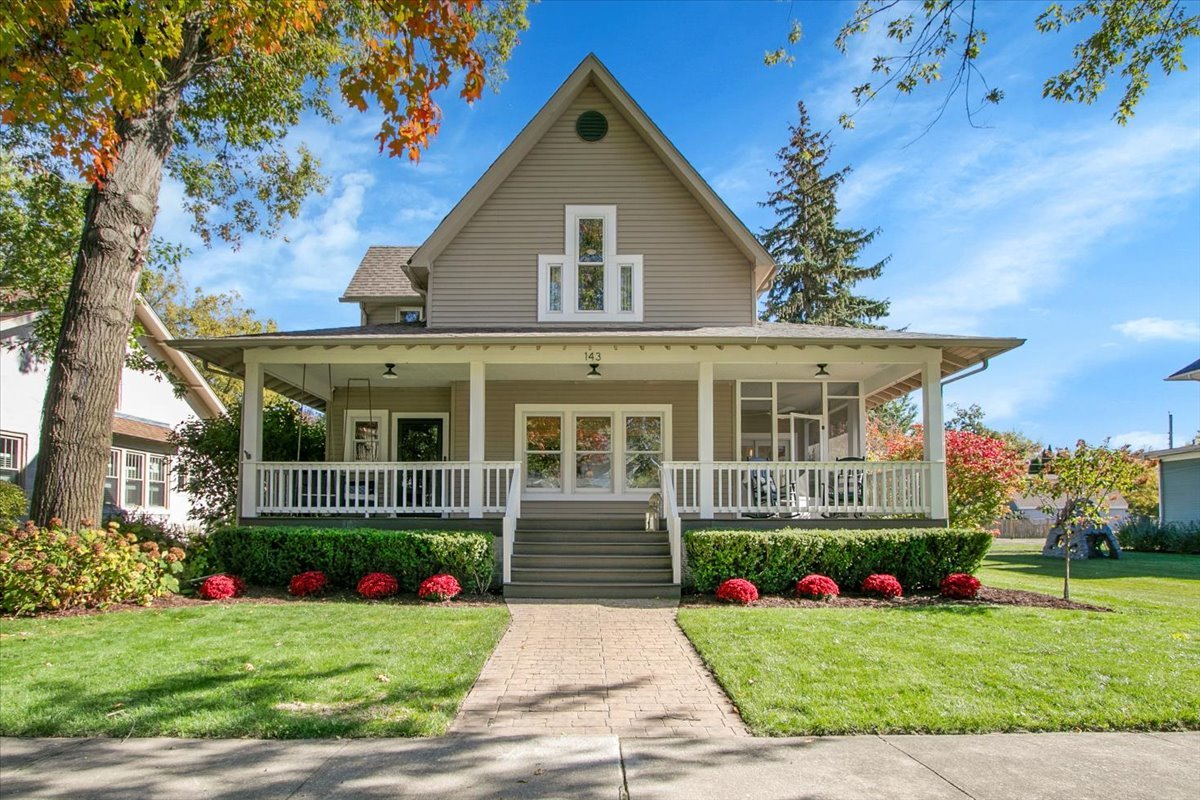 143 Walnut Street, Frankfort, IL 60423