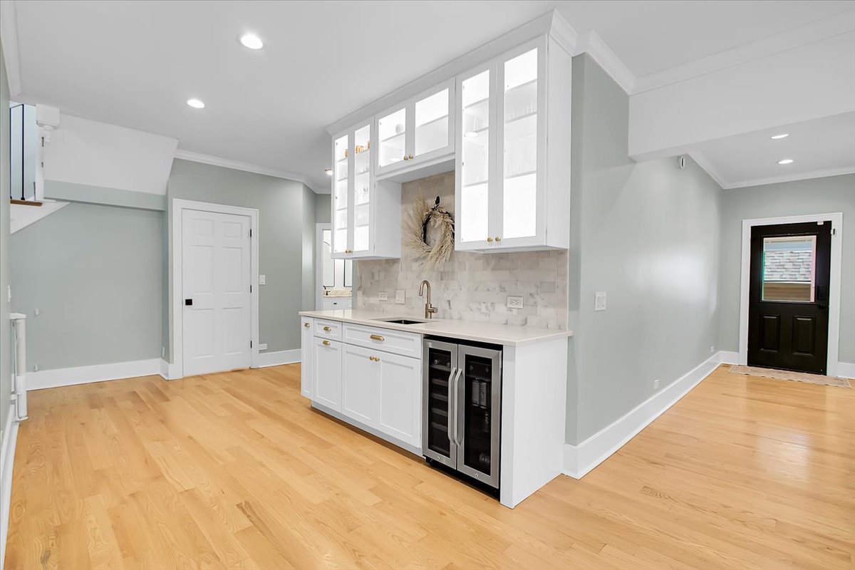 143 Walnut Street, Frankfort, IL 60423