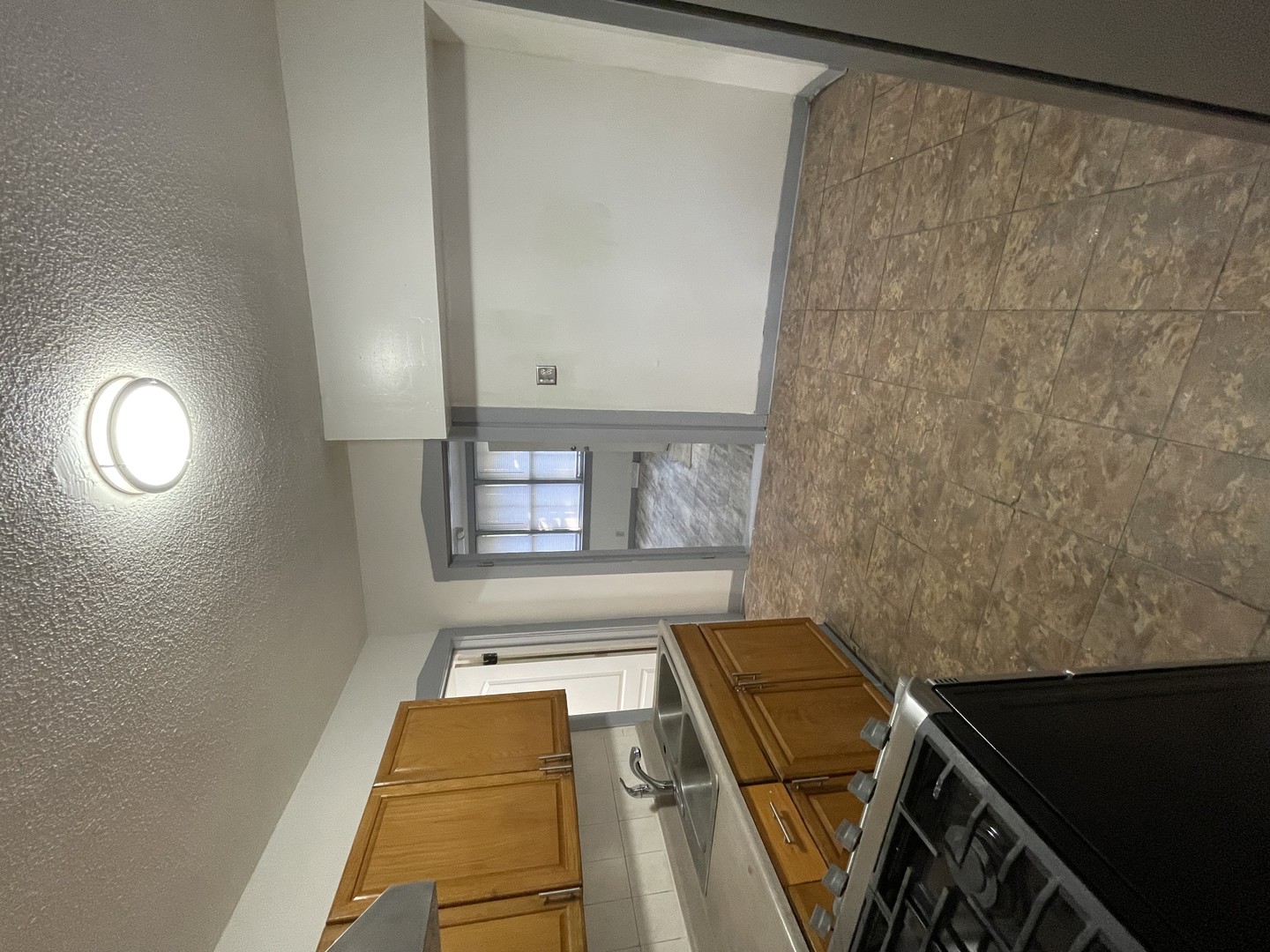 296 E 149th Street, Harvey, IL 60426