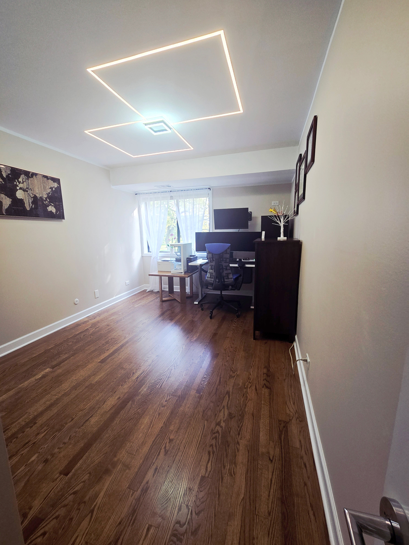 1400 N Yarmouth Place #315, Mount Prospect, IL 60056