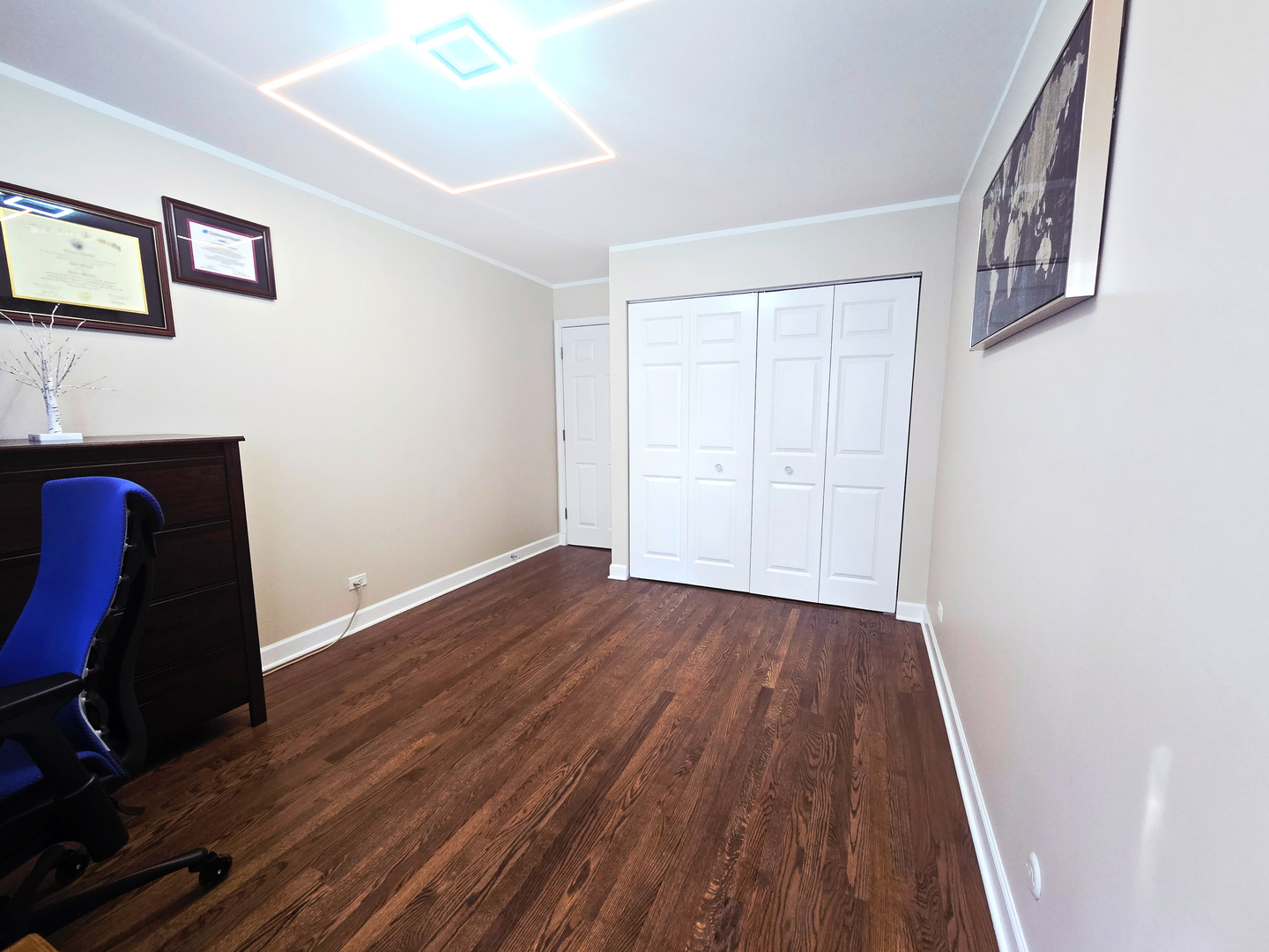 1400 N Yarmouth Place #315, Mount Prospect, IL 60056