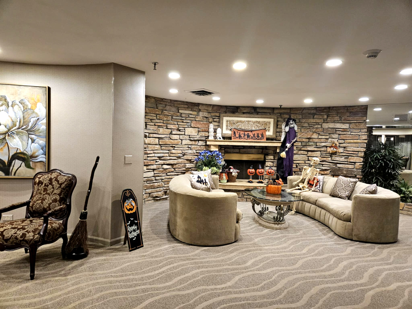 1400 N Yarmouth Place #315, Mount Prospect, IL 60056