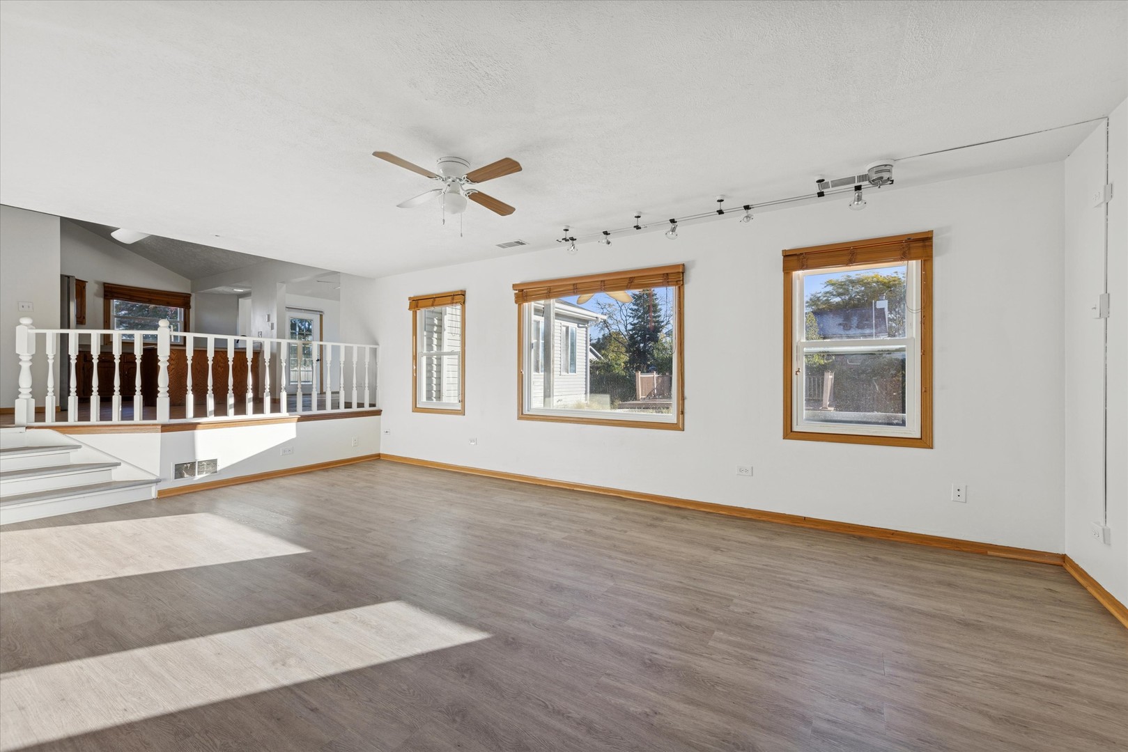 1424 Phoenix Lane, Joliet, IL 60431