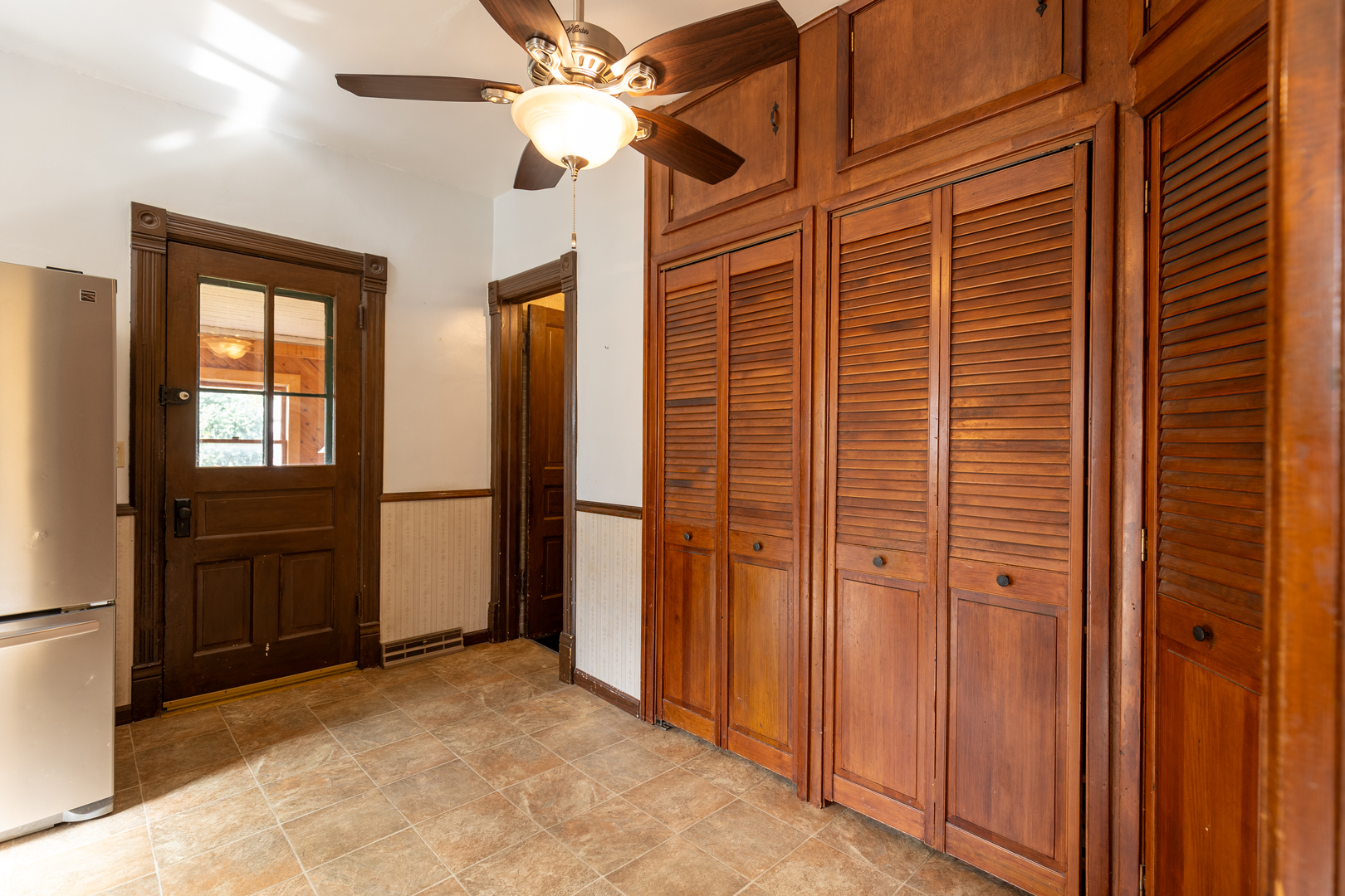 3212 Clinton Avenue, Berwyn, IL 60402