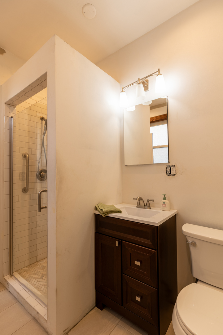 3212 Clinton Avenue, Berwyn, IL 60402