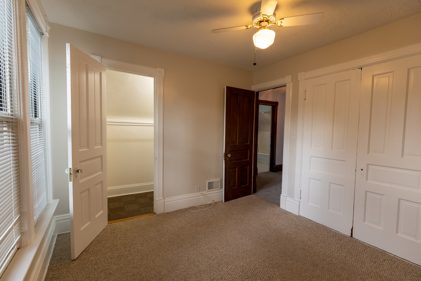 3212 Clinton Avenue, Berwyn, IL 60402