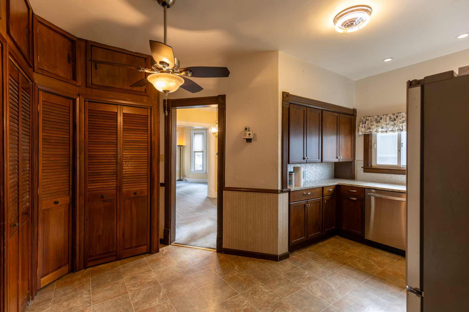 3212 Clinton Avenue, Berwyn, IL 60402