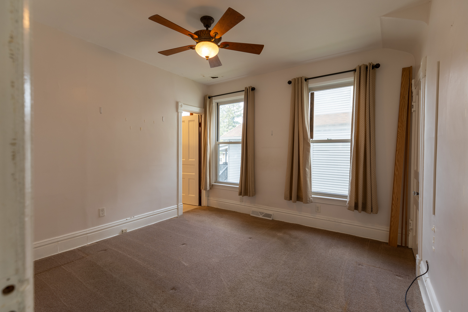 3212 Clinton Avenue, Berwyn, IL 60402