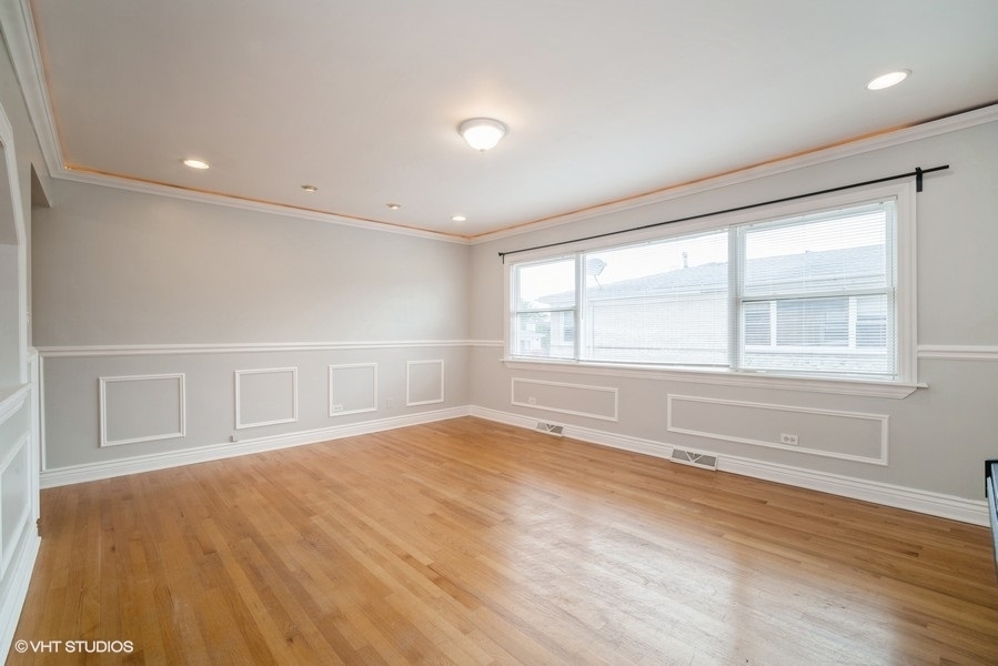 8610 W Summerdale Avenue #3N, Chicago, IL 60656