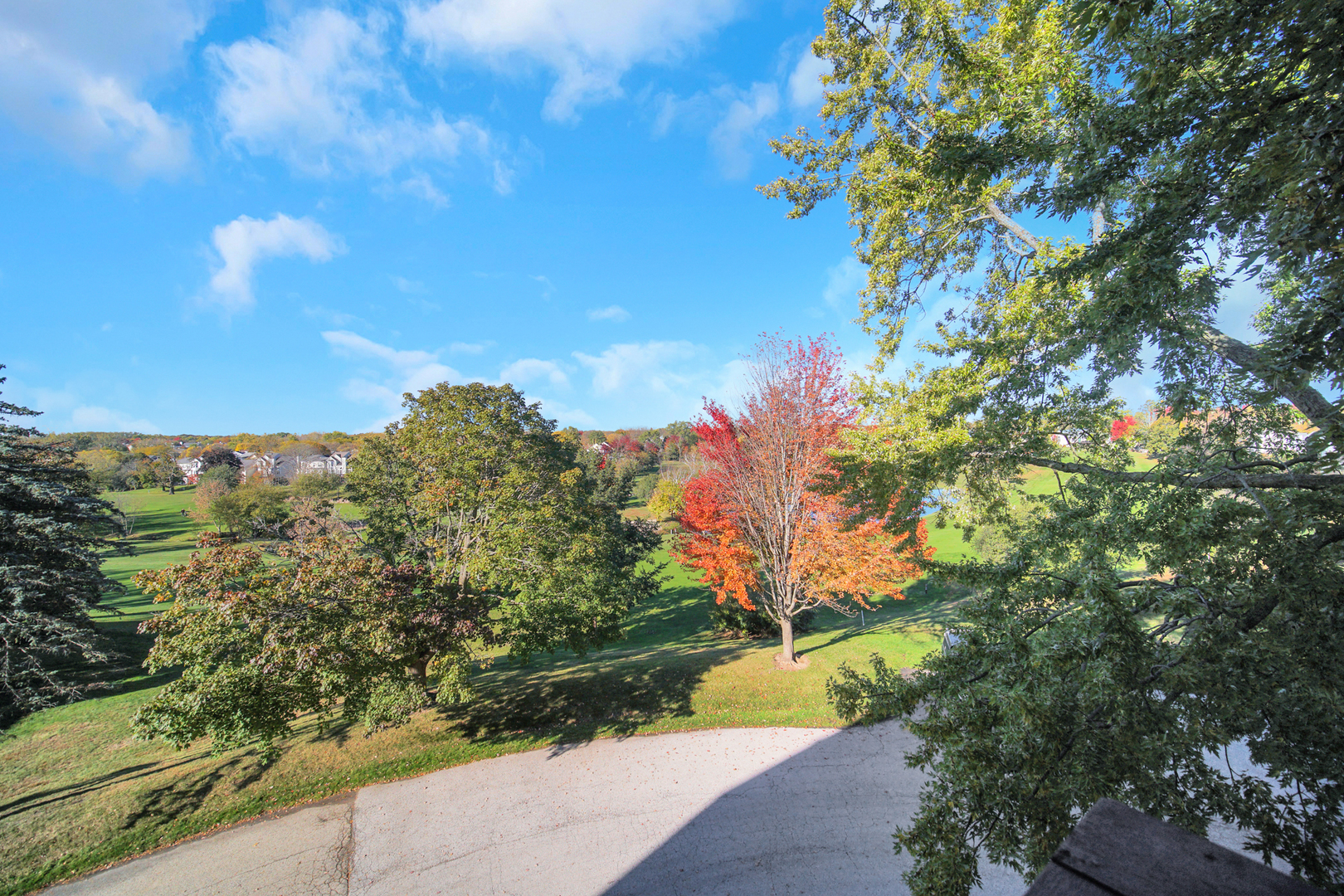 690 CHANDLER Road #302, Gurnee, IL 60031